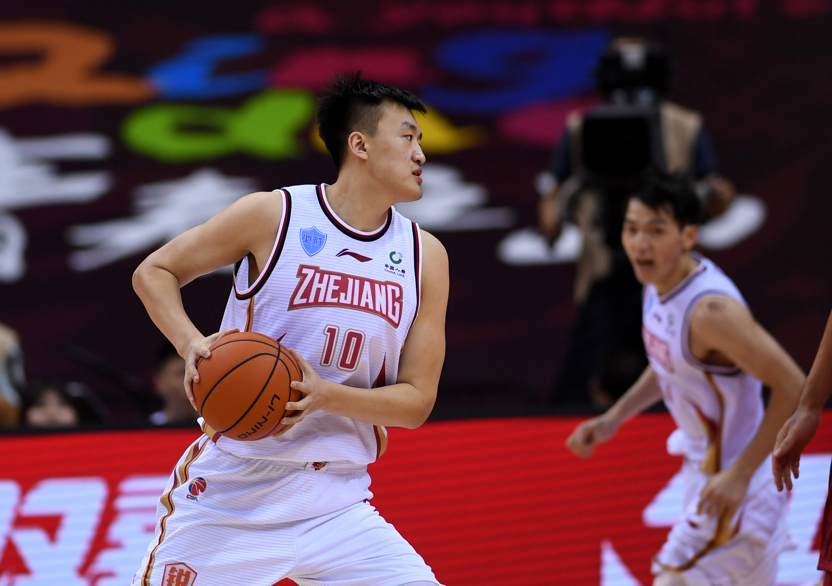 黑龙江队在近期比赛中大获全胜,雄心勃发 黑龙江队在近期比赛中大获全胜,雄心勃发